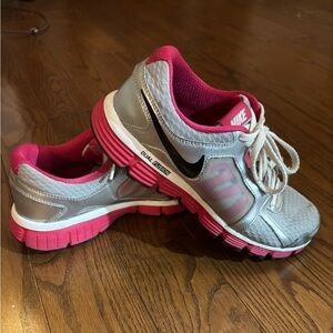 Nike girls Athletic Shoes - Silver and Pink